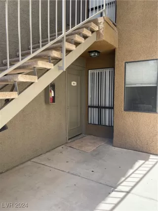 Photo #1: 2622151 Listing 