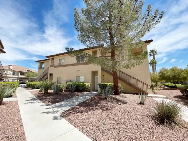 MLS: 2622169 Condo For Sale