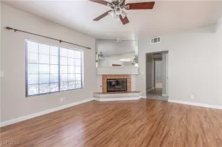 Photo #4: 2622181 Listing 