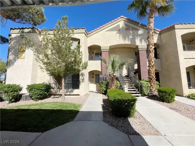 MLS: 2622187 Condo For Sale