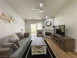 Photo #5: 2622187 Listing 