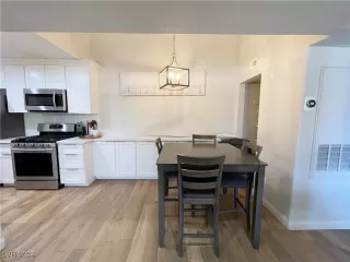 Photo #6: 2622187 Listing 