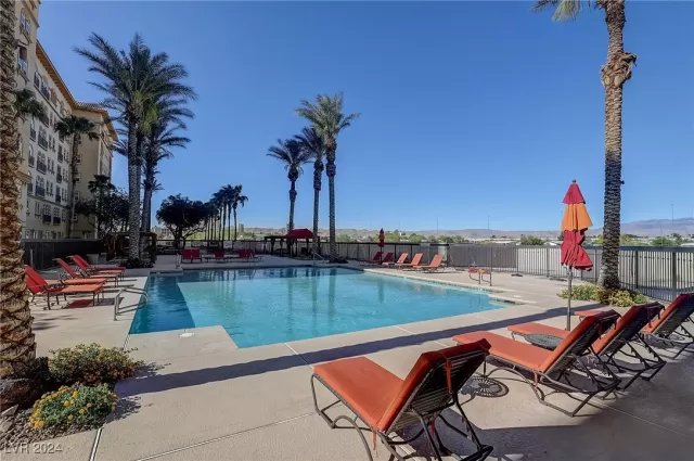 MLS: 2622210 Condo For Sale