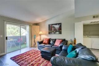 Photo #3: 2622217 Listing 