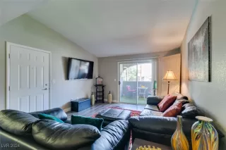 Photo #6: 2622217 Listing 