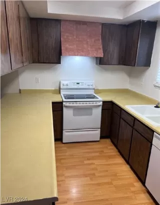 Photo #4: 2622219 Listing 