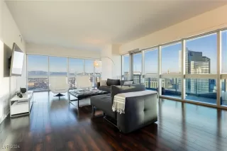 Photo #1: 2622233 Listing