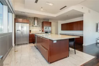 Photo #6: 2622233 Listing