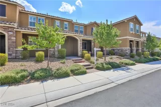 Photo #1: 2622235 Listing 