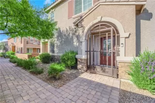 Photo #4: 2622253 Listing