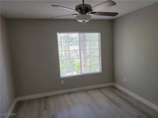 Photo #4: 2622269 Listing