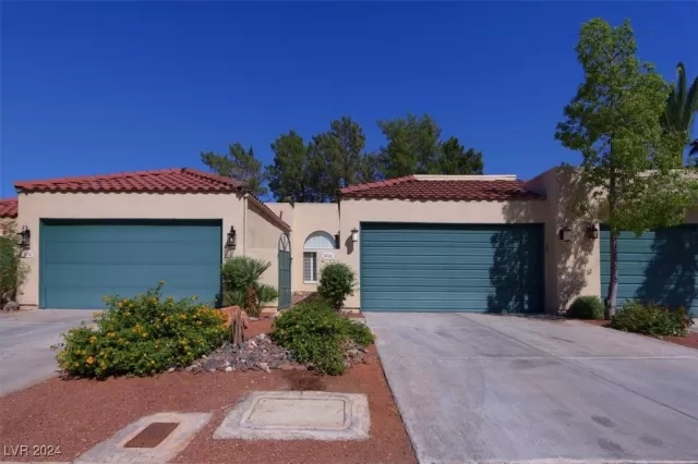 MLS: 2622333 Condo For Sale