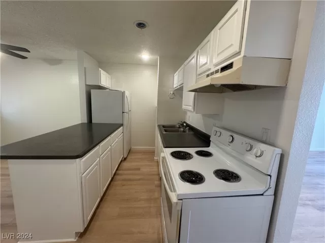 MLS: 2622336 Condo For Sale