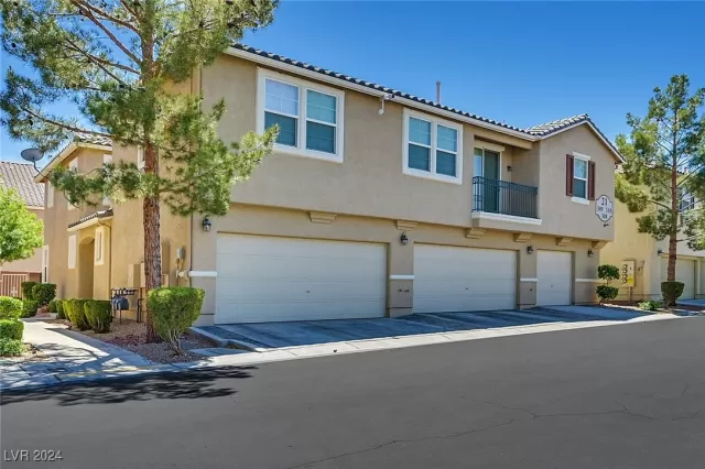 MLS: 2622343 Condo For Sale