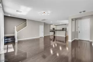 Photo #3: 2622343 Listing 