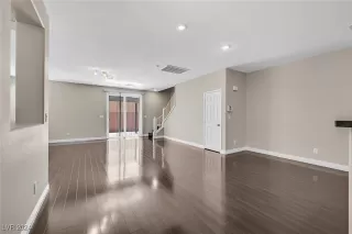 Photo #5: 2622343 Listing 