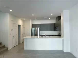 Photo #6: 2622359 Listing 