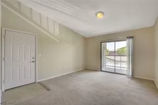 Photo #2: 2622390 Listing 