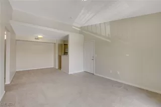 Photo #3: 2622390 Listing 