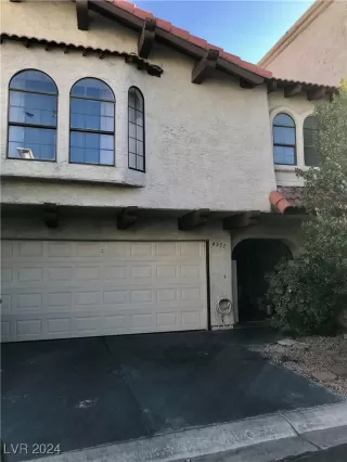 Photo #1: 2622409 Listing 