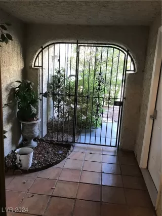 Photo #3: 2622409 Listing 