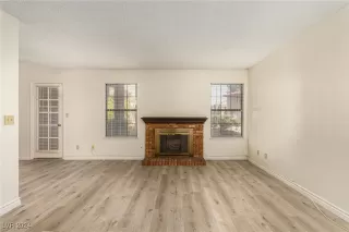 Photo #1: 2622426 Listing 