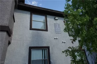 Photo #1: 2622435 Listing 