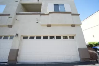 Photo #1: 2622436 Listing 