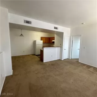 Photo #3: 2622550 Listing 