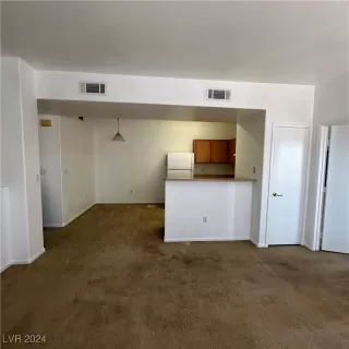 Photo #4: 2622550 Listing 