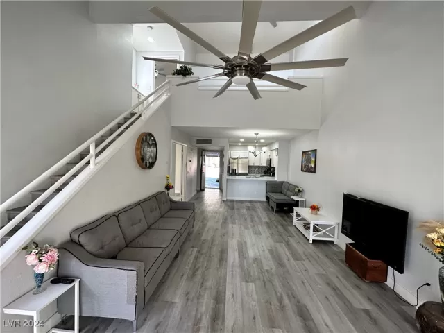 MLS: 2622565 Condo For Sale