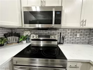 Photo #5: 2622565 Listing 