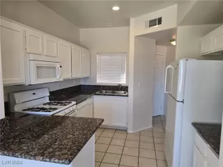 Photo #6: 2622624 Listing 