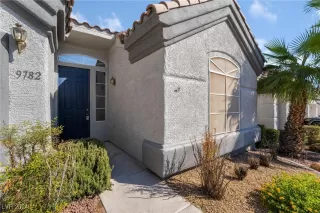 Photo #4: 2622644 Listing