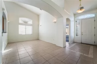 Photo #5: 2622644 Listing