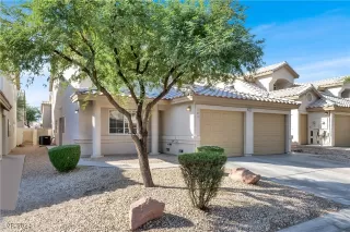 Photo #1: 2622678 Listing