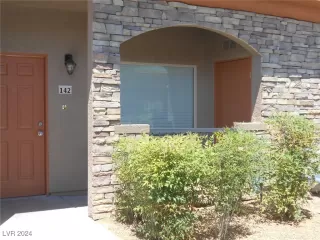 Photo #1: 2622731 Listing