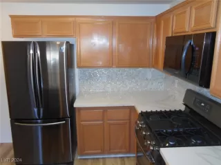 Photo #4: 2622731 Listing