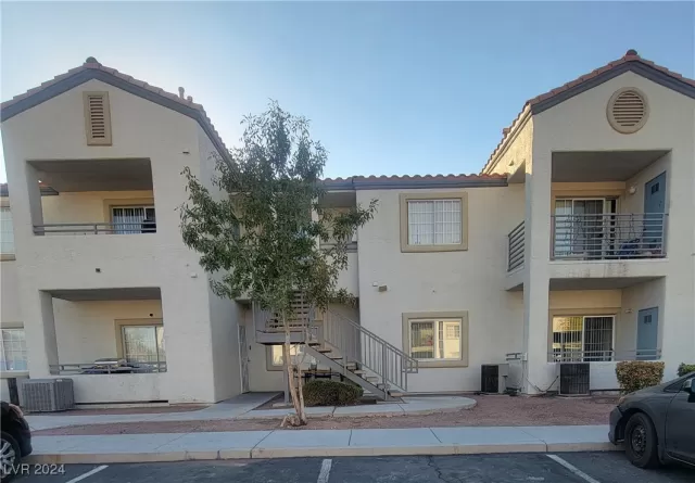 MLS: 2622749 Condo For Sale