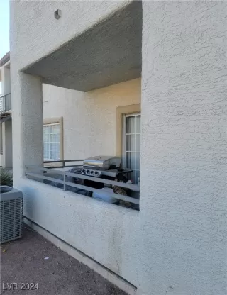 Photo #4: 2622749 Listing