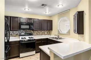 Photo #2: 2622771 Listing