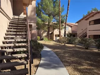 Photo #1: 2622895 Listing 