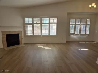 Photo #3: 2622895 Listing 