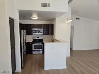 Photo #5: 2622895 Listing 