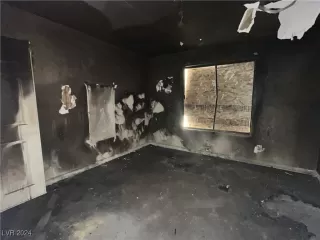 Photo #5: 2622960 Listing