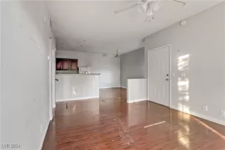 Photo #4: 2622976 Listing 