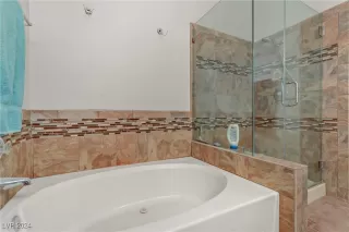 Photo #5: 2622976 Listing 