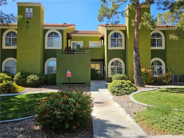 MLS: 2622978 Condo For Sale