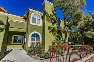 Photo #2: 2622978 Listing