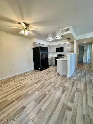 Photo #3: 2622990 Listing 